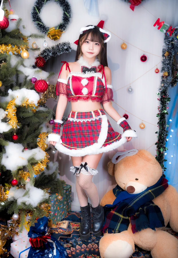 Asian girl Christmas costume