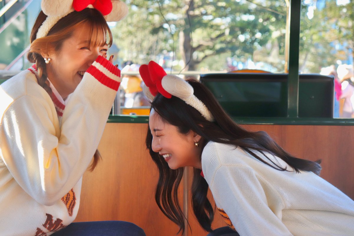 ジャンクフードガールズでクリスマスディズニーしてきましたっ🐭🎀🏰

たくさん食べてたくさん笑った1日。最高のアテンドをありがとう〜〜！🧜🏻‍♀️🍞