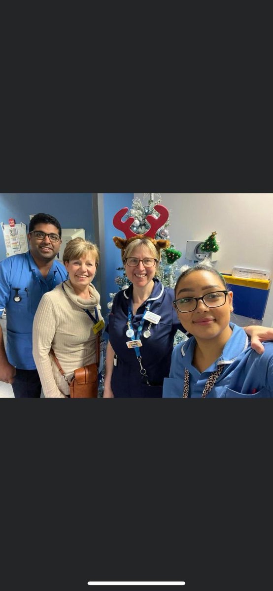 UHNM Team 201 And EAU tweet media