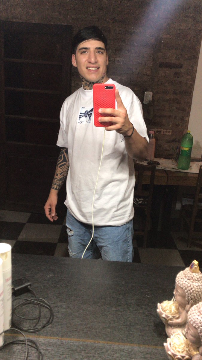joanmelli8's tweet photo. Todo sevena en navidad🤷🏻‍♂️ https://t.co/KDKIxzperv