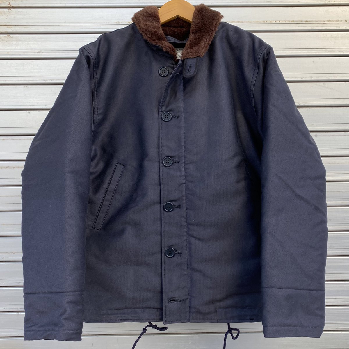 soen_chitose's tweet image. #warehouse 
#n1
#deckjacket 
#navy 
#アルパカライニング