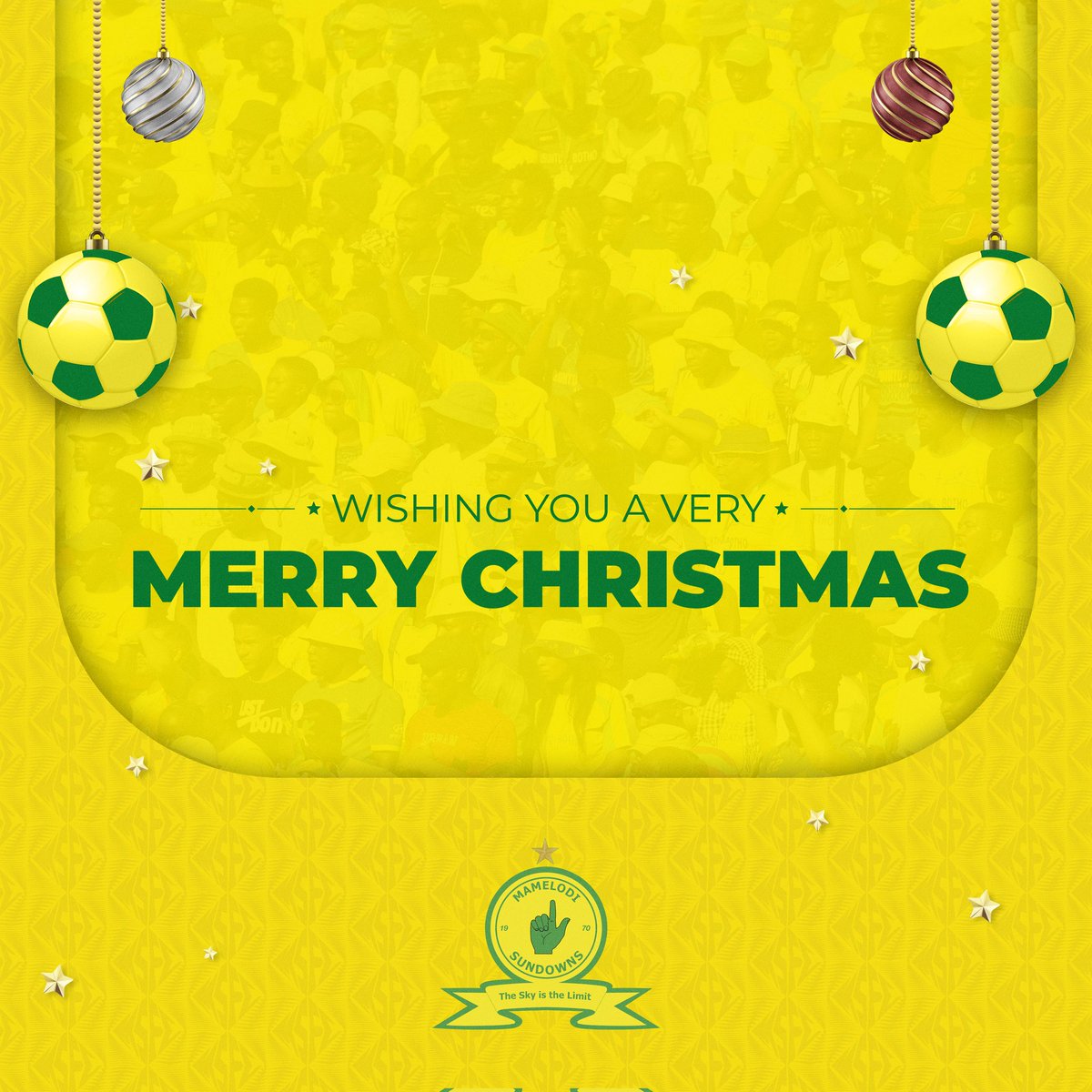 Masandawana's tweet photo. The Mamelodi Sundowns family would like to wish all a very Merry Christmas! 💛👆

Have a blessed day with your loved ones, and stay safe!🎁🎄

#Sundowns #SundownsLadies #MerryChristmas https://t.co/0WeEIp24Py