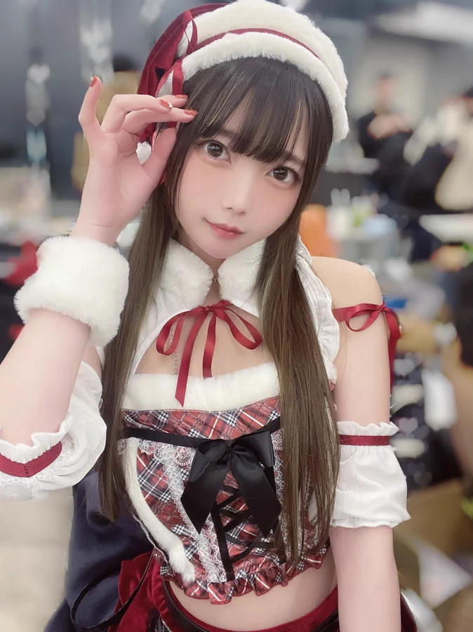 Asian girl Christmas costume