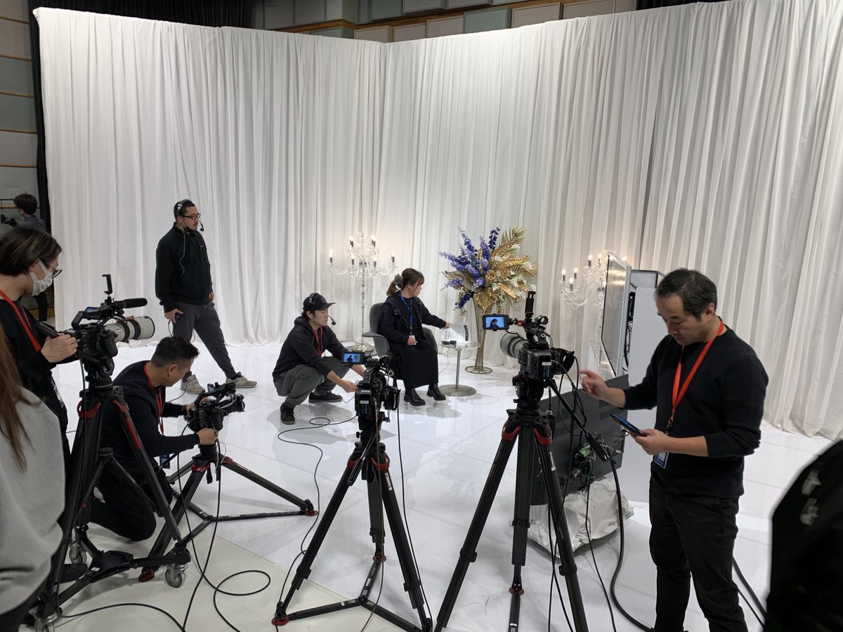 towerlab2020's tweet photo. 12/31(日)午後5時〜放送✨
TBS「WBC2023 ザ・ファイナル」にてv-laboが使用されました🙌
サンディエゴのダルビッシュ有投手と日本のスタジオにいる中居正広さんをv-laboで繋ぎ、同じVTRを見ながら会話するという中継システムとしてご利用いただきました！
ぜひご覧ください⚾️
https://t.co/7yzDe8gK9m https://t.co/8o1JMNGl08