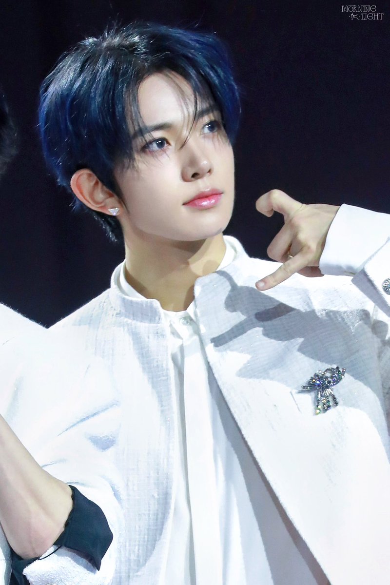 MORNINGLIGHT_HS's tweet photo. 231225 SBS
💎

#희승 #HEESEUNG #ヒスン 
#엔하이픈 #ENHYPEN https://t.co/BAbAvsYbFr