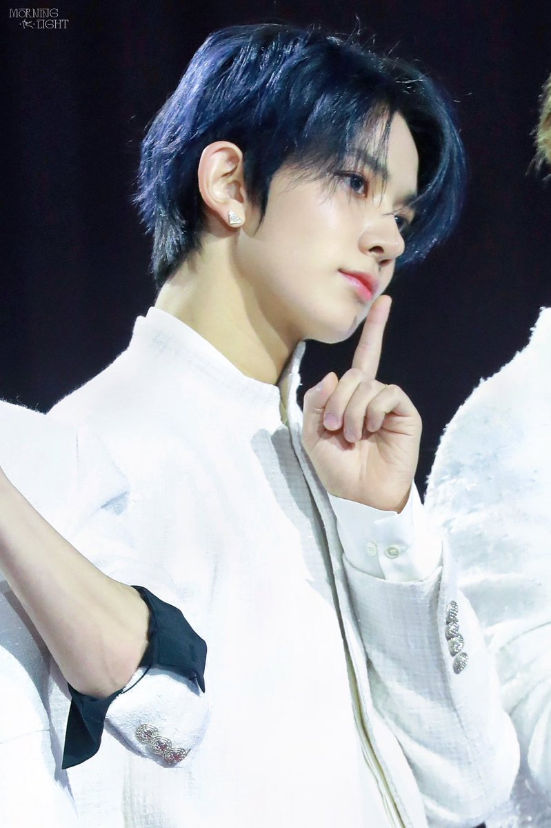 MORNINGLIGHT_HS's tweet photo. 231225 SBS
💎

#희승 #HEESEUNG #ヒスン 
#엔하이픈 #ENHYPEN https://t.co/BAbAvsYbFr