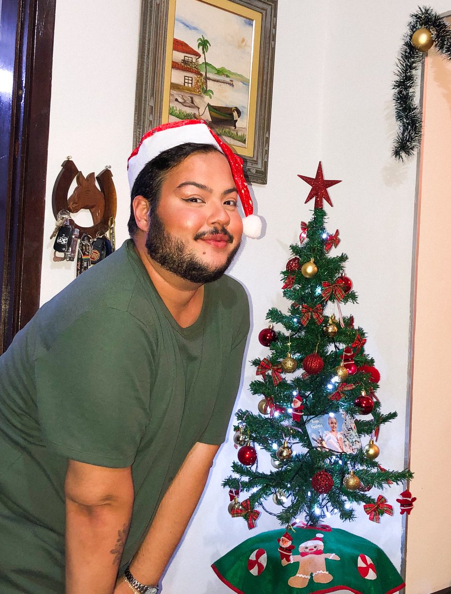 ofabiosellan's tweet photo. Feliz Natal amores ❤️🎄 https://t.co/flVF08fMPE