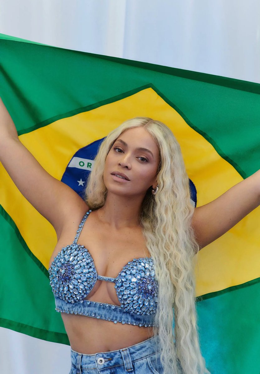 beyonceaccess's tweet photo. ORDEM, PROGRESSO E BEYONCÉ. 🇧🇷 https://t.co/hhrTzMXquv