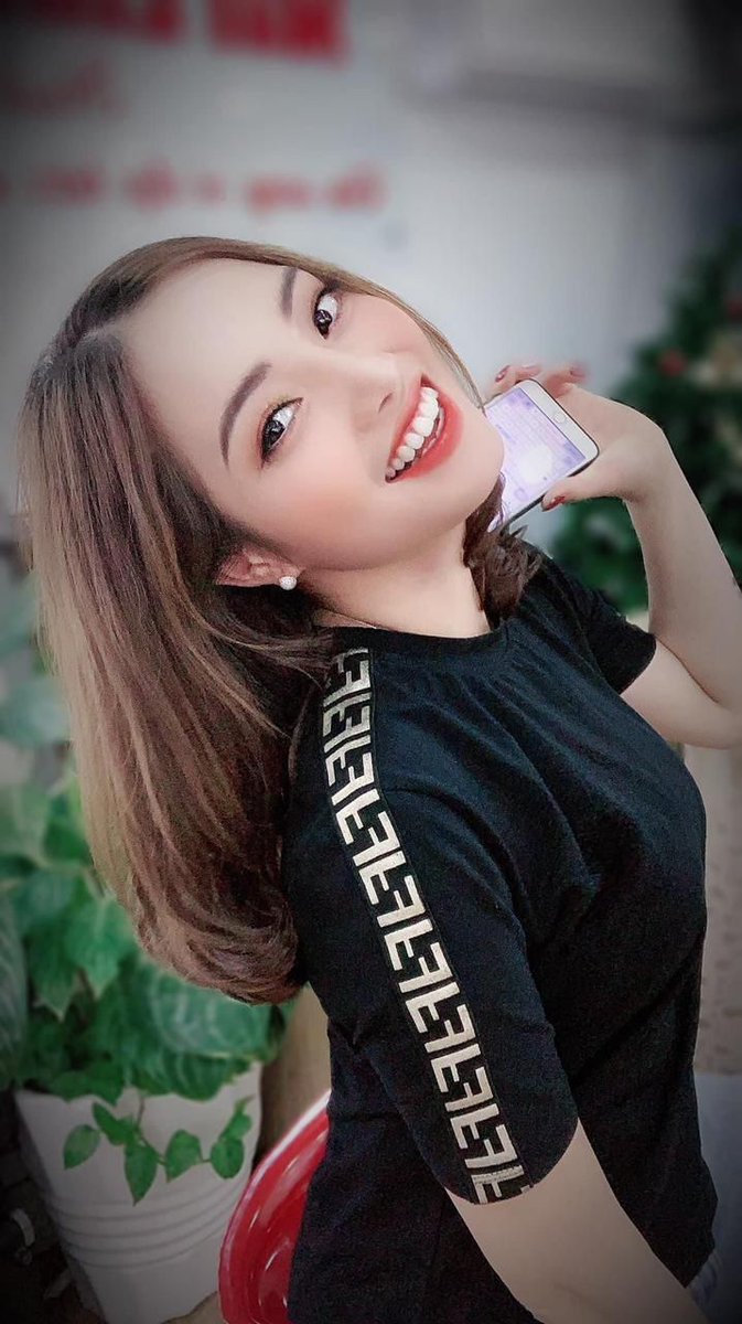RoyAlmanza911's tweet photo. #massage_in_riyadh
#Riyadh
#dating_available_now
#massage_in_Riyadh
💆‍♀️🎋👙👙👙nhắn tin cho em nhanh các anh.  đang rãnh😋😋😋😋
https://t.co/5hDW7Q3kg9 https://t.co/VtpV86ZU4W