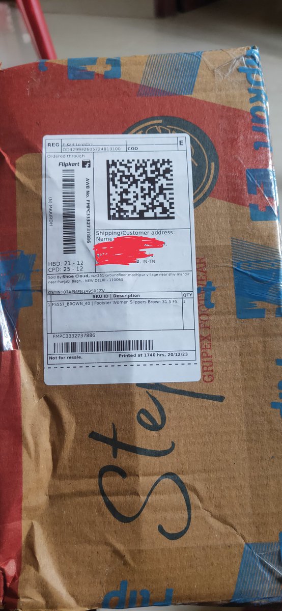 StarryRomero27's tweet image. What nonsense @Flipkart, @flipkartsupport is this, getting Handling fee from my(customers)side, But..

This is how you present an delivery parcel

Is this good?

#worstflipkart
#cheapservice