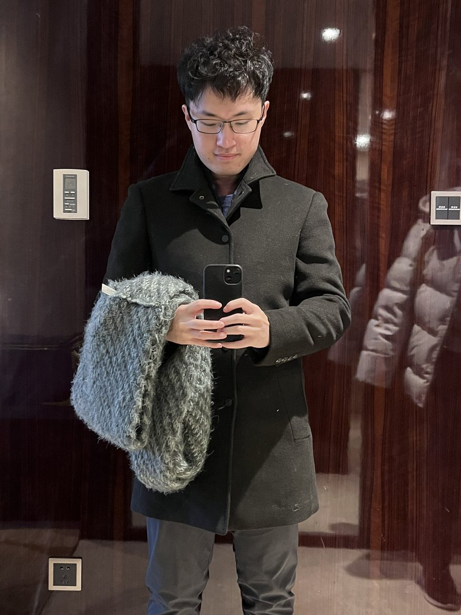 Forhago's tweet photo. Got a perm for the first time… https://t.co/BUdudClYei