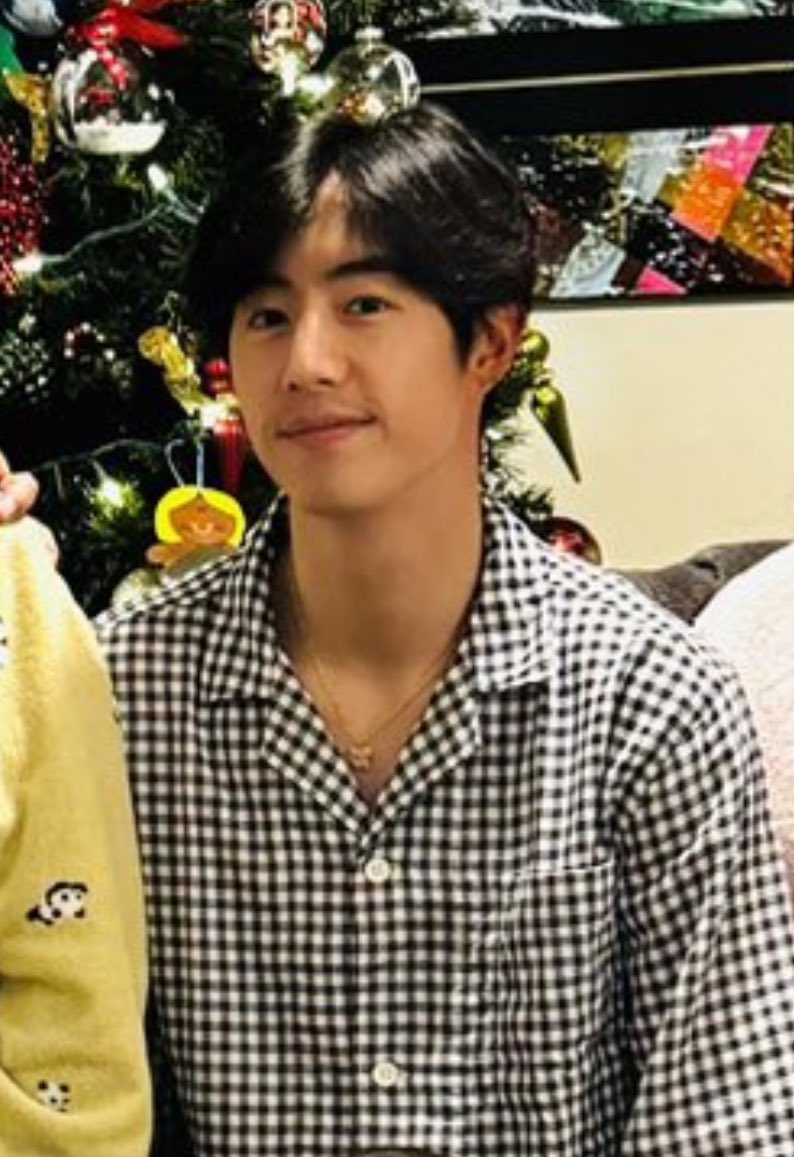 MM29_MT's tweet photo. ความหนวด🫠🫠
ป๊าใส่ชุดนอนคู่กับลูกๆหน่อยคับ Pls🥹

#MarkTuan  @marktuan https://t.co/E5NwBiWdQF