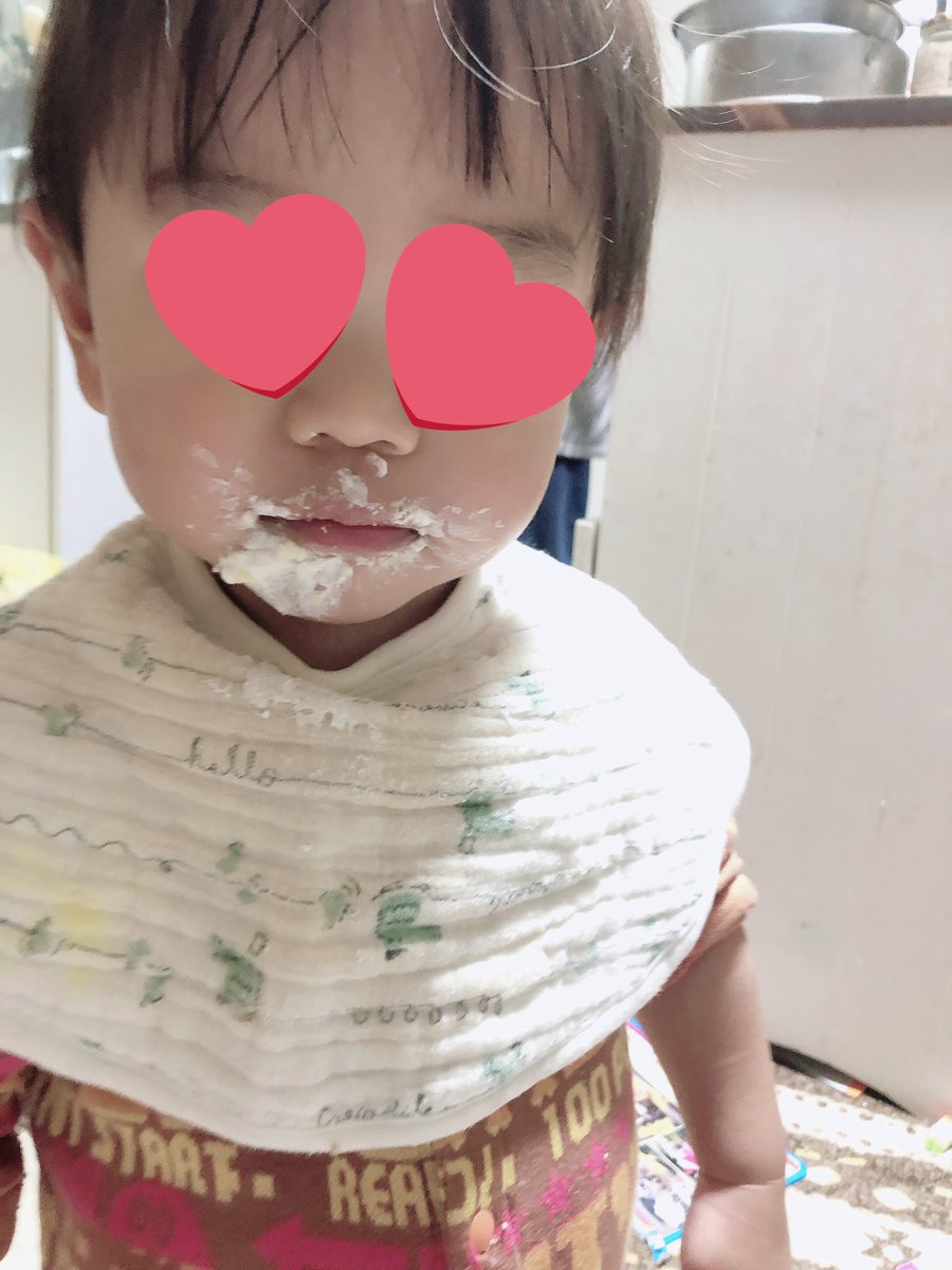 kodure_odekake's tweet photo. メリークリスマス！🎄

必死に作ったケーキと
レモンの木のクリスマスツリーと
白いお髭のサンタさん🎅 https://t.co/sYg4xSa7Mp