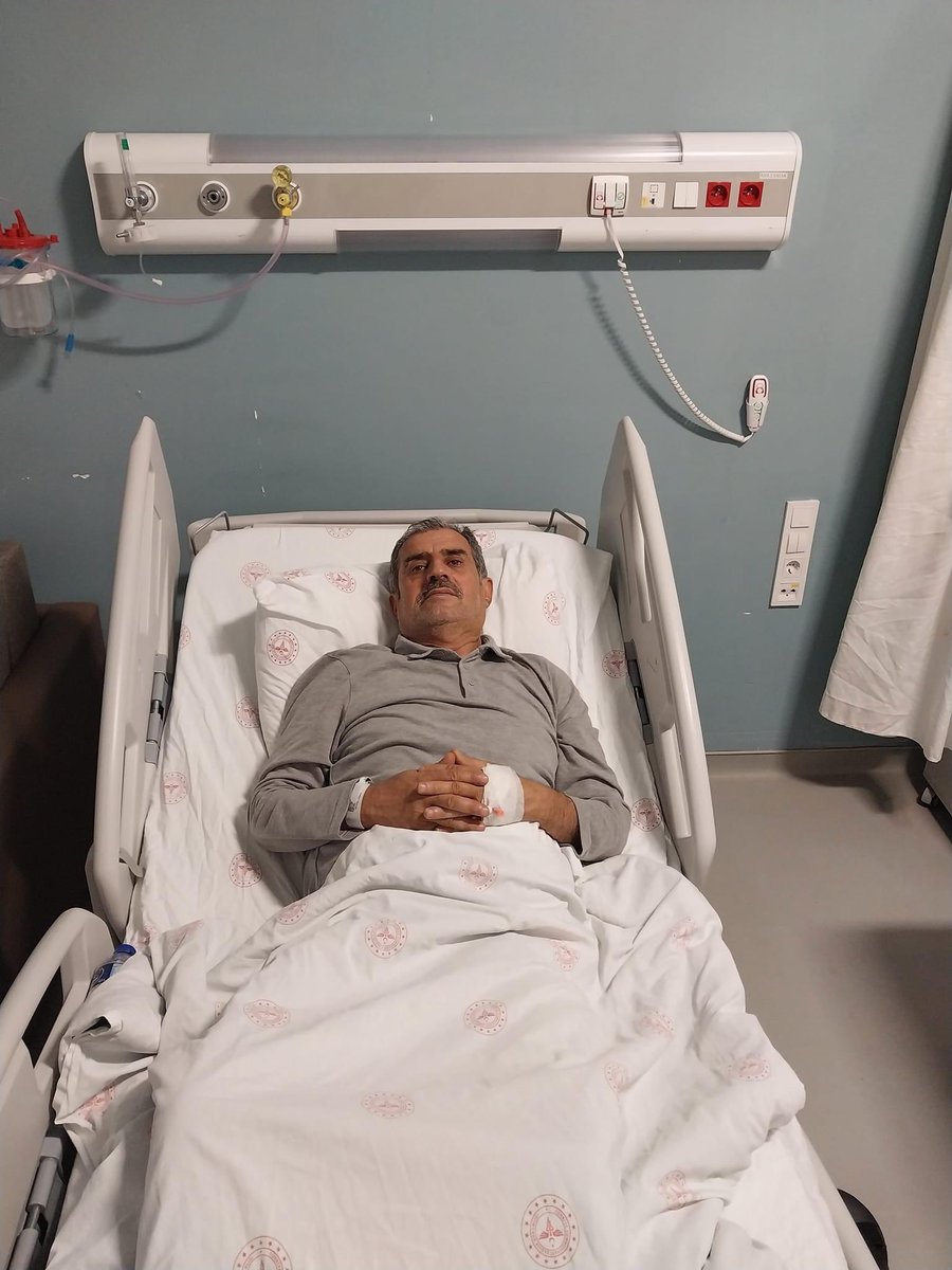 AkToprakkale_'s tweet photo. İl Genel Meclis Üyemiz Olan Aynı Zamanda Geçmiş İlçe Başkanımız Ahmet ÖZKAN Bey’e Gećirmiş olduklari Rahatsızlıktan Ötürü Acil Şifalar Dileriz. https://t.co/oHEgSYCEmN