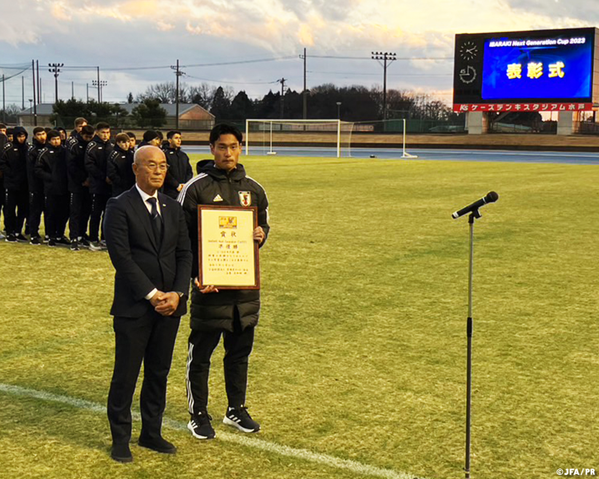 jfa_samuraiblue's tweet image. 🔹U-18日本代表🔹
【2023.12.24 Match Report✍️】

🏆IBARAKI Next Generation Cup 2023 第3戦
⚔️U-18日本代表 4-0(PK 3-5) U-18ウズベキスタン代表
⚽ 2&apos; #塩貝健人  10&apos; #中川育  41&apos; #保田堅心  84&apos; #佐藤龍之介…
