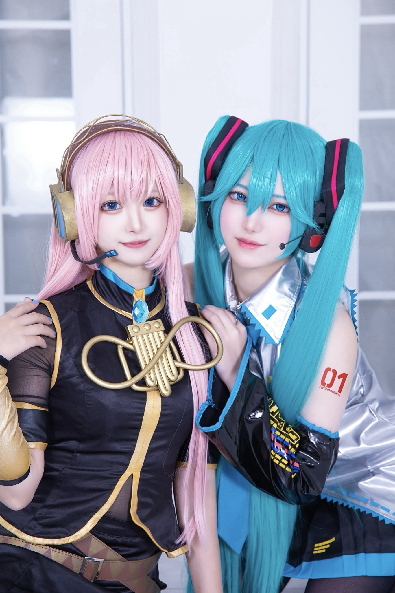 着ぐるみマスク　巡音ルカ　顔3個 着ぐるみマスク 巡音ルカ 顔3個 RIDEREX式 巡音ルカ - VRoid Hub