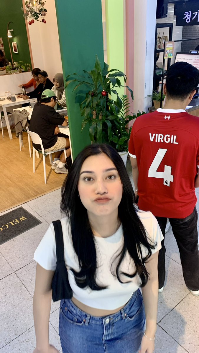 rollercosted's tweet photo. if you see this, quote with four non smiling pics! https://t.co/uPZqvv5oK6