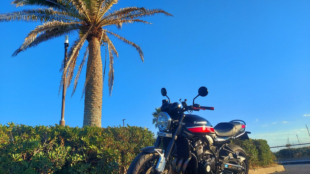 今年の乗り納め
天気が良くて最高でした‼️
#バイク好きな人と繋がりたい 
#バイクのある生活 #z900rs