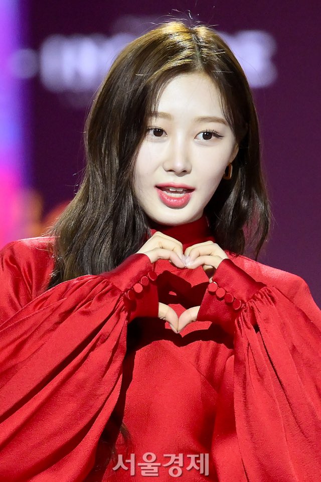 foruchinagaaeri's tweet photo. 🍒 @aespa_official
#GISELLE #지젤 #aespa https://t.co/jt2k64ghBU