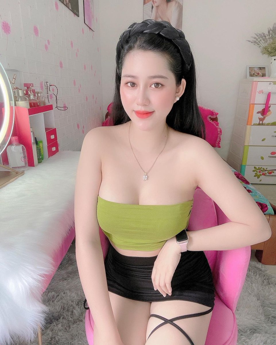 delenda polyurethane bumiputraization peltast
Mình là một phụ nữ yêu thích nghệ thuật trang điểm, muốn tìm một người bạn nam đặc biệt để cùng nhau trang điểm và tạo ra những phong cách thời trang độc đáo.