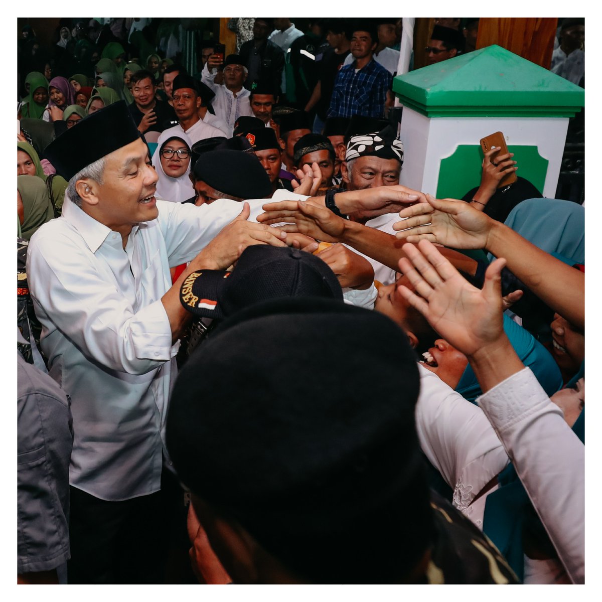 Ganjar Pranowo tweet media