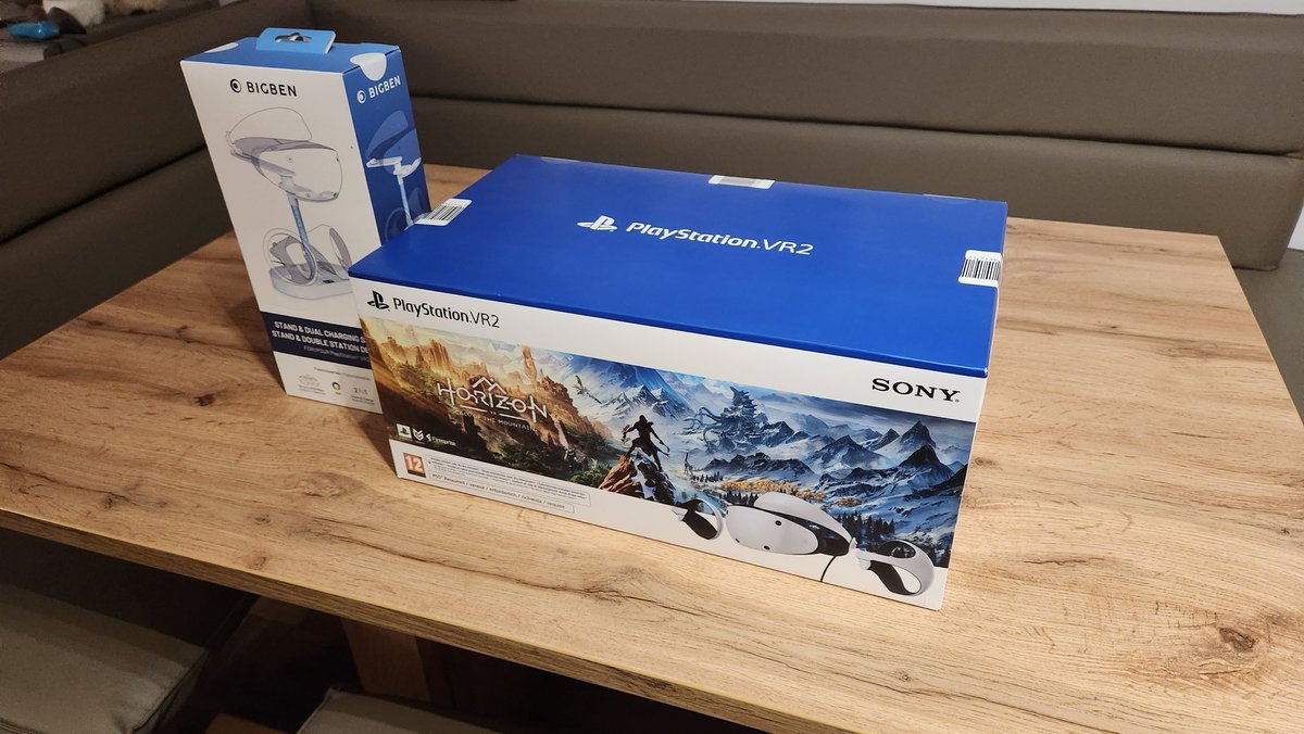 themaretweet's tweet photo. DIE NEUESTE GENERATION DIE PLAYSTATION VR 2 + Technische Daten #MerryChristmas #Weihnachten2023 #GermanMediaRT @Dante1LP @Retweelgend @YouTubeGaming @Sony @PlayStation
@lp_retweets #psvr2 #ps5 #playstation5 #playstation #ps #gaming #psvr2sensecontroller #fy #fyp #viral https://t.co/V1KlDBmaED
