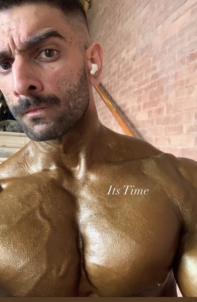 Kinkbomb tweet media