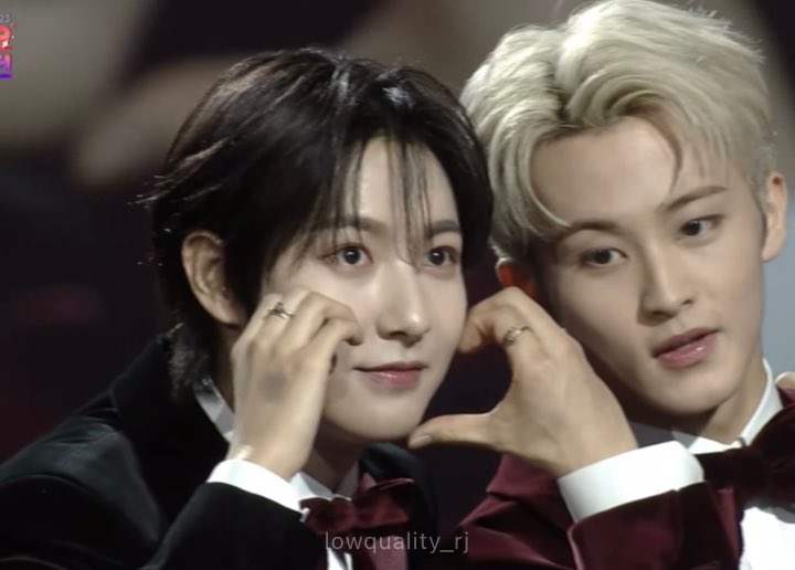 저화질의 런쥔 tweet media