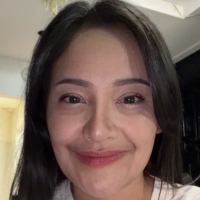 asheladz's tweet photo. #NewProfilePic https://t.co/bbStsoEhr9