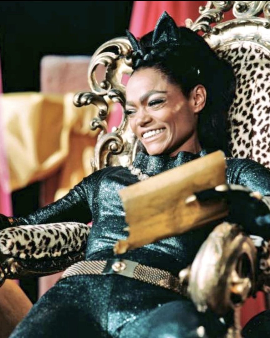 Death - Obituary News : "15th Anniversary of Eartha Kitt's Passing
