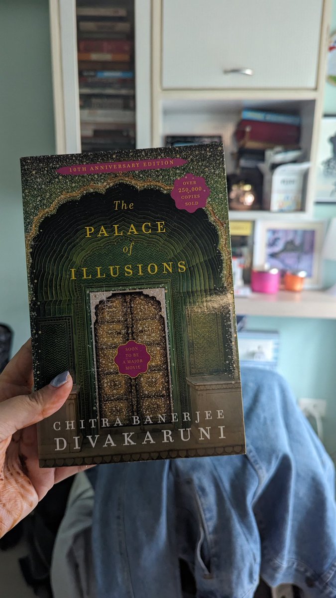 SausageTangdi's tweet photo. @_aamnakhan @MotwaniSuhas Thank you very much dear Santa, I've received the present 🩵 #booksecretsanta https://t.co/pzkpTBEdNh