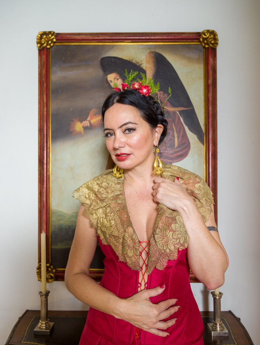 fabi_artetextil's tweet photo. Feliz Navidad!
Te deseo que …
La elegancia te acompañe y el buen gusto sea parte de ti.
#ModaMexicana #ParaDamas #FabiolaCalvoArteTextil.
💃🏽 @montserratfranc 📸 @Redto62
🏩 @PalacioBorghese 👗 #FabiolaCalvo https://t.co/WhFYisruGJ
