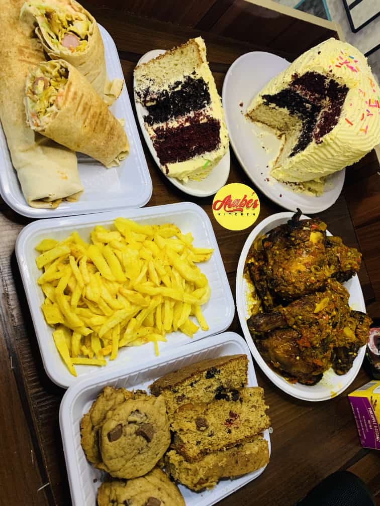 theurbansizzle's tweet photo. Merry Christmas from Asabe's kitchen ! https://t.co/838cqfPhyg