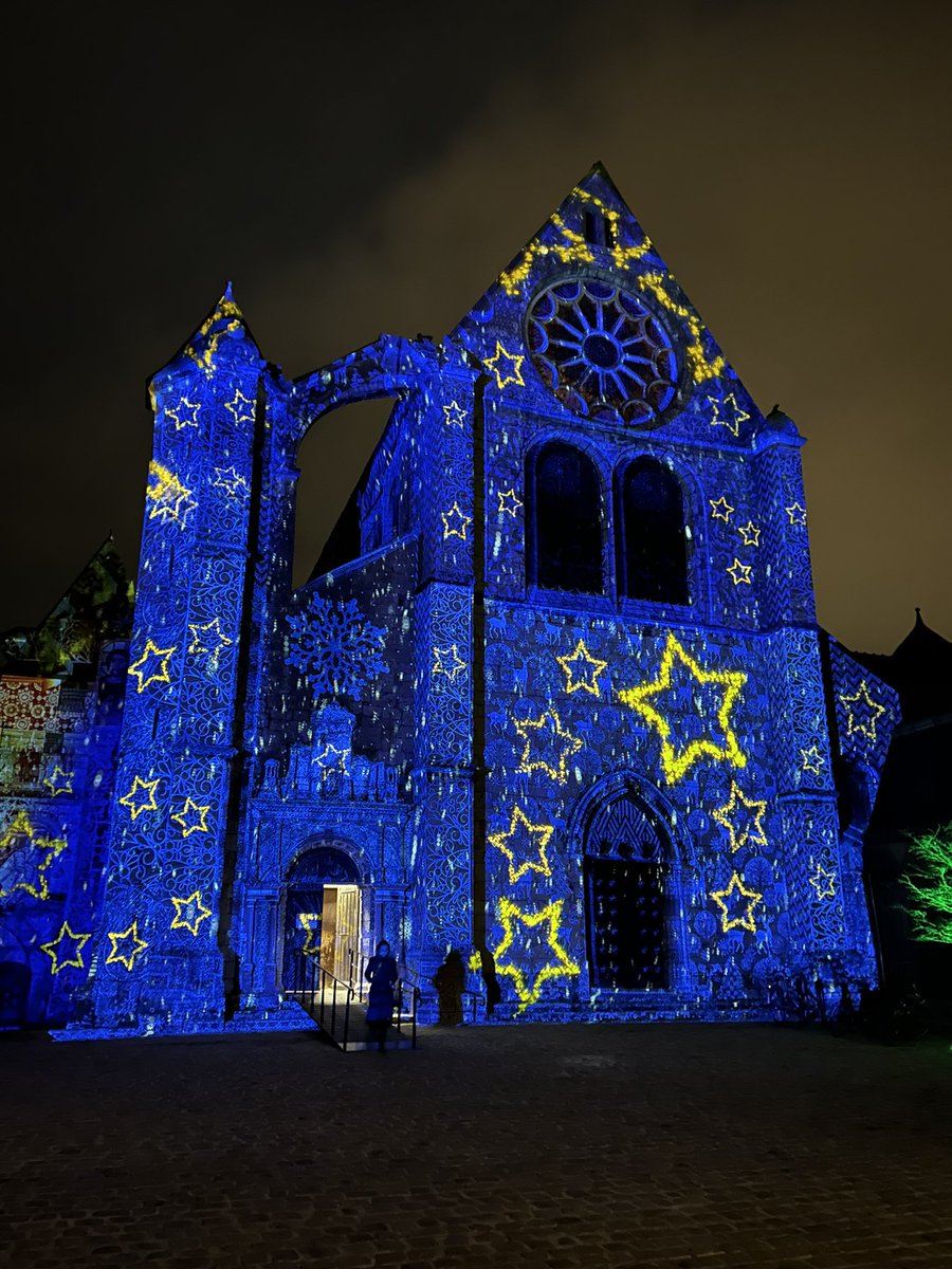 Église Saint-Aignan, #Chartres

#Noël #Noël2023 #ChartresEnLumières