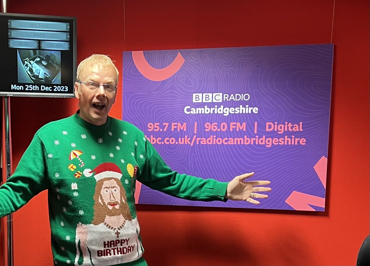Merry Christmas! I’m bringing you two and a half hours of festive fun live on @bbccambs this morning, including chats with the Salvation Army, Ely Cathedral, a finalist from the Radio 3 carol competition and Ben Savage from folk group A Winter Union. 

bbc.co.uk/programmes/p0g…