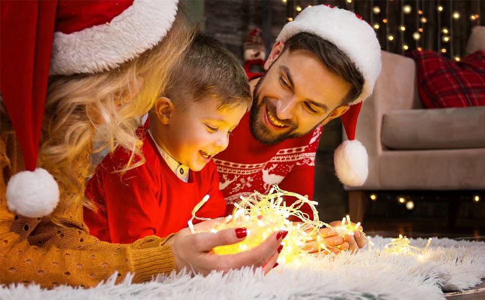 Oasislizhou's tweet photo. Merry Christmas! https://t.co/ZZAgvI2NM6