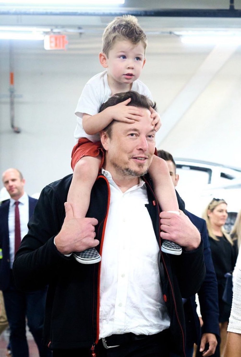 Tesla Owners Silicon Valley on X: "“My children didn't choose to be born, I  chose to have children. They owe me nothing, I owe them everything” Elon  Musk https://t.co/uGYvD1lpsM" / X