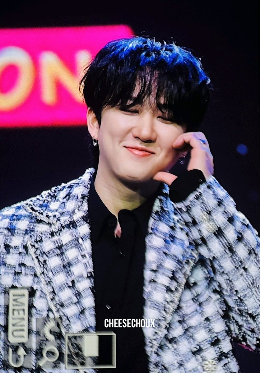 cheesechoux_cb's tweet photo. 231225 #창빈 #changbin https://t.co/3ZKiHrwt8F