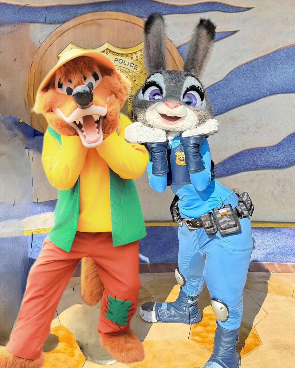 BrerFoxofficial's tweet image. Scariest 10 secs of mah life, ah jus' smiled an' left. Didn' talk ta her, tho she seemed nice.

#splashmountain #brerfox #zootopia #judyhoops