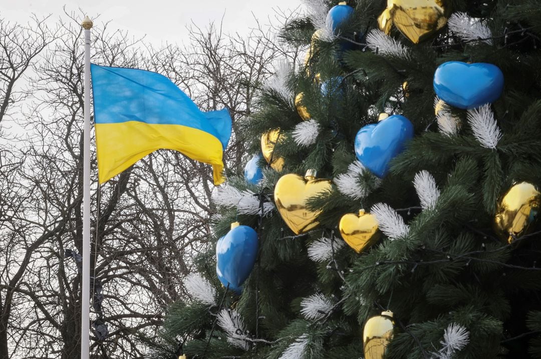 EdeStephenSund4's tweet photo. Christmas is cancelled in Bethlehem
Meanwhile, it is happening in Ukraine  this day for the first time
War is a bad stuff
We pray that the peace that the birth of our Lord Jesus Christ brings in the event of this Christmas bring lasting peace to all these places
#HappyChristmas https://t.co/bzbM675qj0