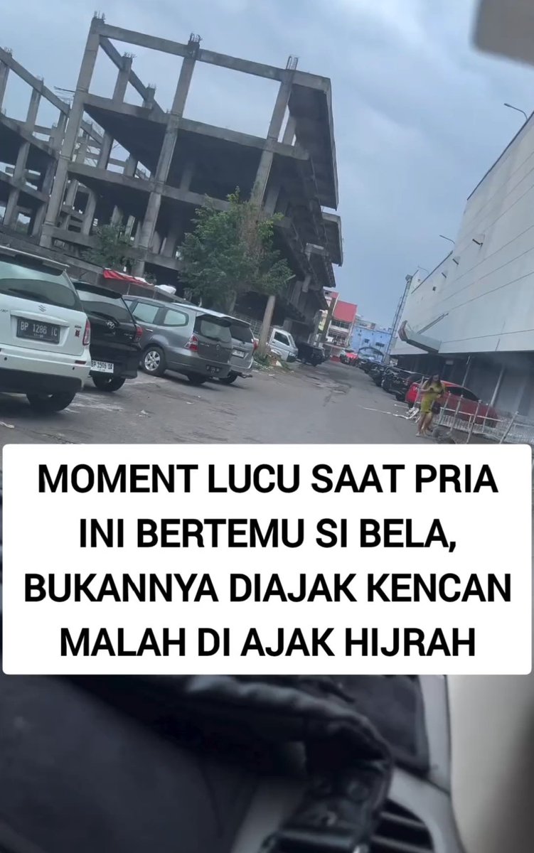 ZonaUptodate's tweet photo. Hidup Lagi Capek-Capeknya Malah Liat Ginian, Endingnya Diluar Prediksi 🤣

— A Thread https://t.co/mhQpv2w3Dy