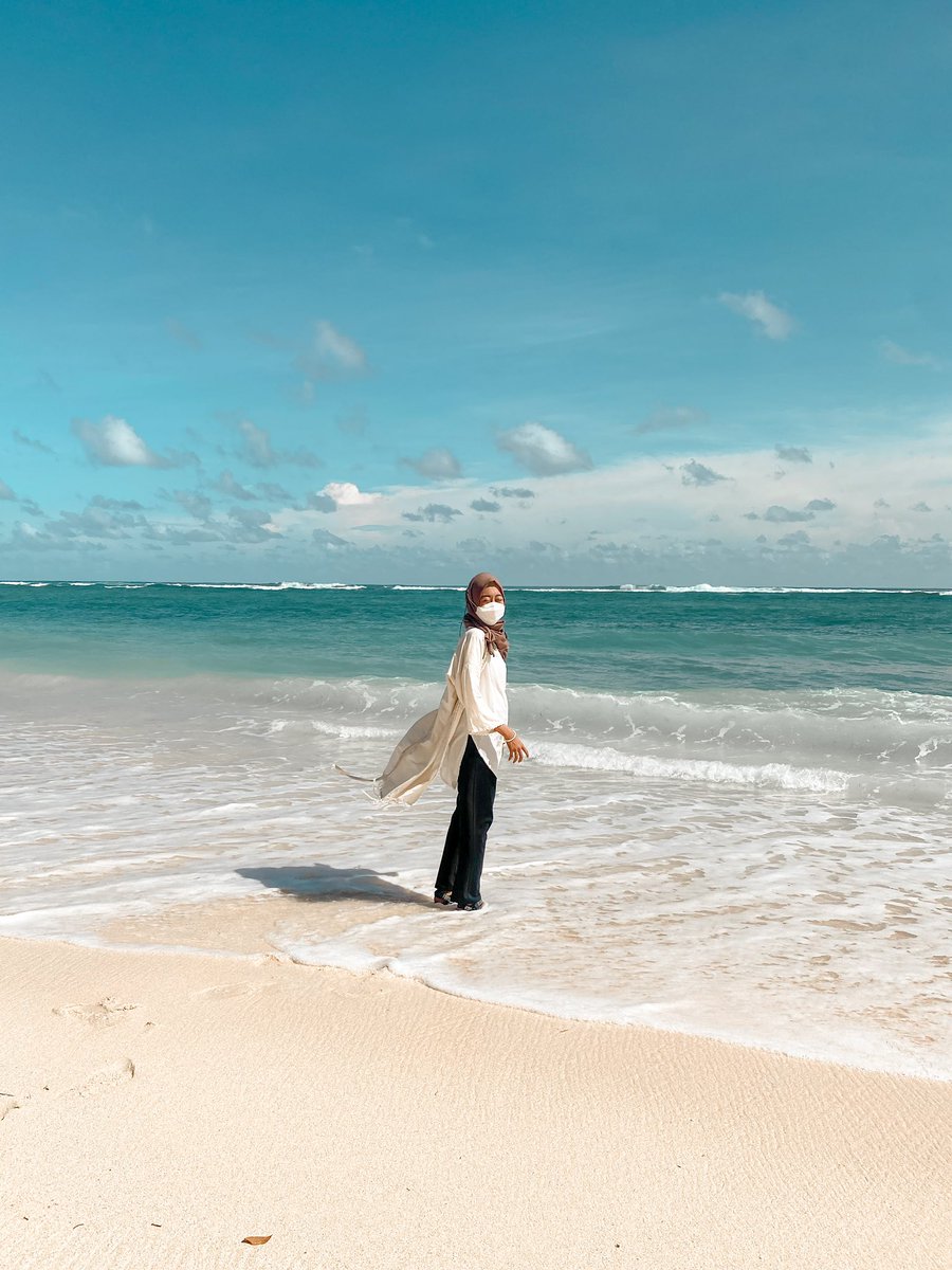 mardiaheyyy's tweet photo. 10 Rekomendasi Hotel di Bali yang terjangkau buat liburan bareng besti! ✨

Save dan share ke temen2 kamu biar rencana liburan tahun depan beneran terencana gak cuma jadi plan aja. 😂😂 https://t.co/5R6OvGP6Lh