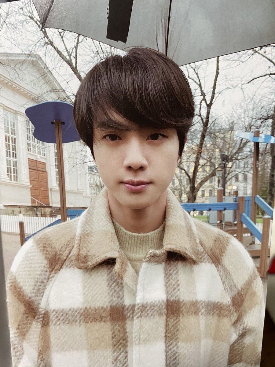 hourjinnie's tweet photo. #JIN  ☃️ https://t.co/Ez22269vLO
