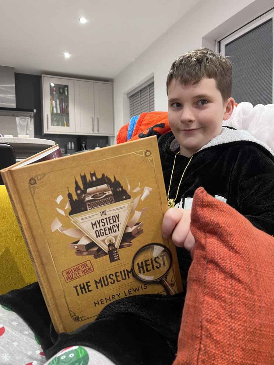 StevenMBagley's tweet photo. One happy boy here on Christmas morning @henrywlewis Thank you Santa for the signed book. Mathew is a huge #GoesWrongShow fan too. Merry Christmas to you🎅🎄 https://t.co/1HSUmJGmiC