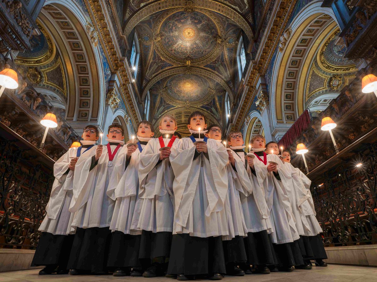 StPaulsLondon's tweet photo. 'May the joy of the angels, the eagerness of the shepherds, the perseverance of the wise men, the obedience of Joseph and Mary, and the peace of the Christ child be yours this Christmas.' From all of us here at St Paul's, we wish you a very happy Christmas. https://t.co/HbyqNsxYNz