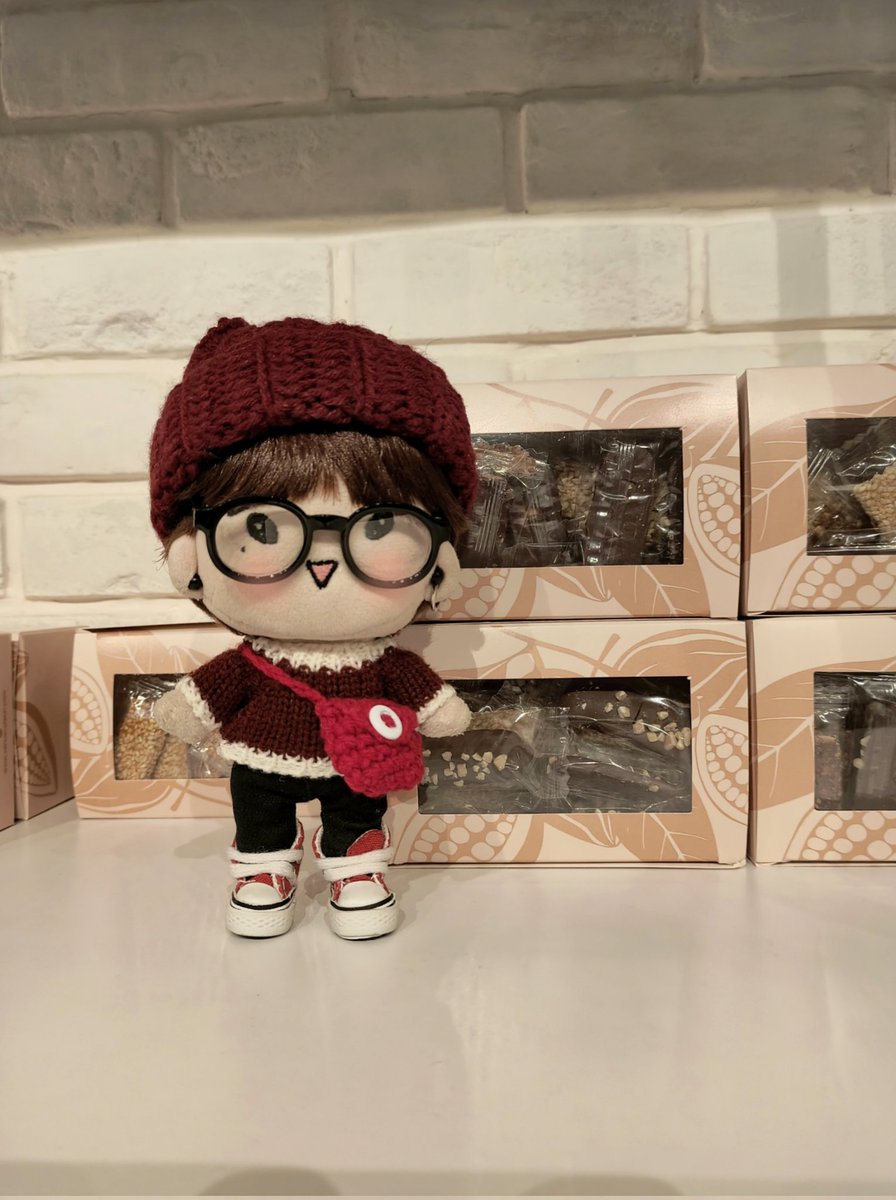 littlears333's tweet photo. Chill at Venus Cafe🎄☕🍮
#littlears #gotoon #gotoondoll https://t.co/yOl3RV9PFo
