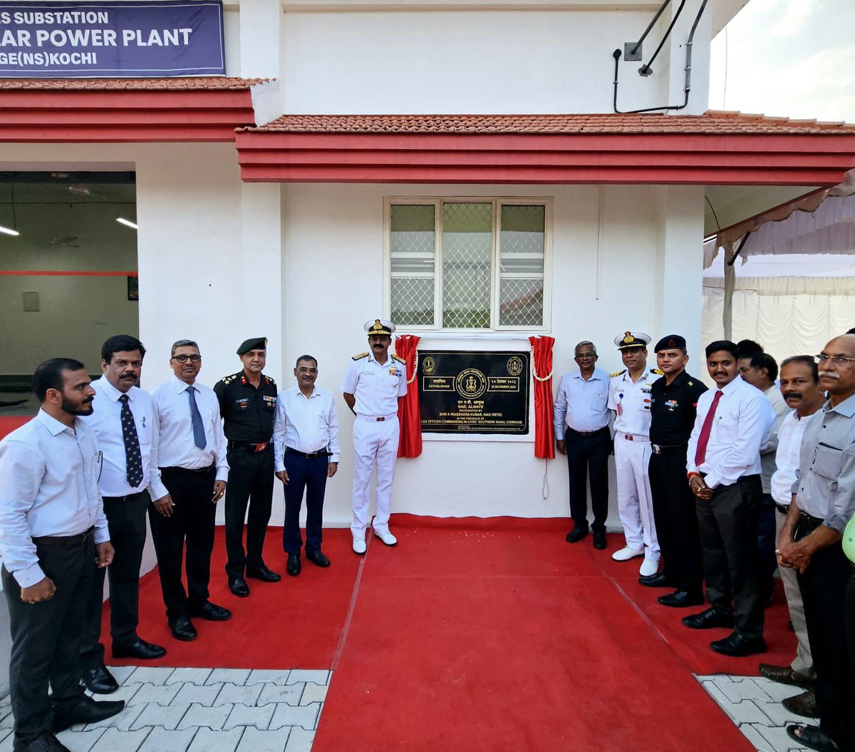 DefencePROkochi's tweet photo. Towards achieving #ZeroCarbonEmission, a 2MW Solar Power Plant at NAD, Alwaye under #HQSNC was inaugurated by Mr K Raveendra Kumar, INAS (retd) on 24 Dec in presence of VAdm MA Hampiholi, CinC,#SNC.
The sustainable #green energy project was executed by MES, #Kochi as part of Jawaharlal Nehru National Solar Mission.
@DefenceMinIndia
@mnreindia
@giridhararamane 
@SpokespersonMoD