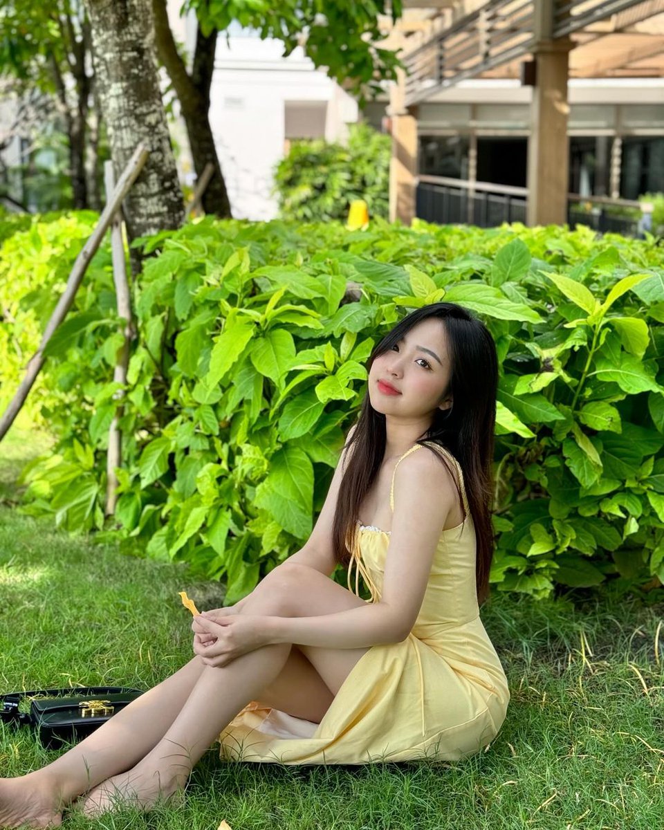 tibial examination
Em là một cô gái yêu thích thể dục và muốn tìm một người bạn đời để cùng nhau tham gia vào các hoạt động tăng cường sức khỏe và thể chất.