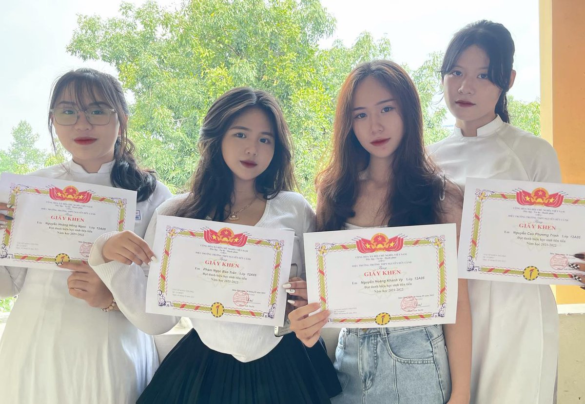 nematocidal diplomatic connubially
Tôi là một cô gái yêu thích điện ảnh và muốn tìm một người bạn đặc biệt để cùng khám phá thế giới điện ảnh. Bạn có muốn tham gia vào cuộc phiêu lưu điện ảnh cùng tôi không?