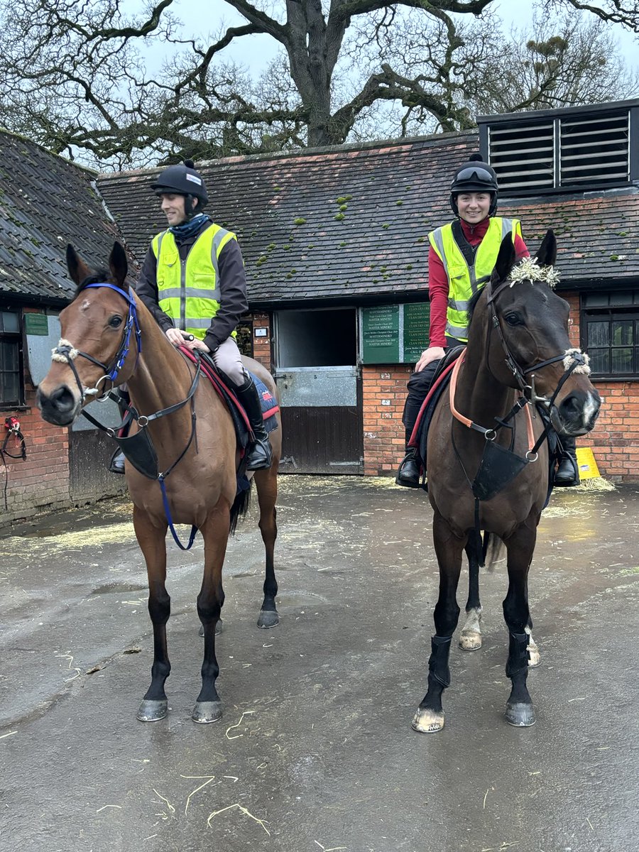 Happy Christmas one and all from Bravemansgame and Frodon and all of Team Ditcheat . 🍾🍾